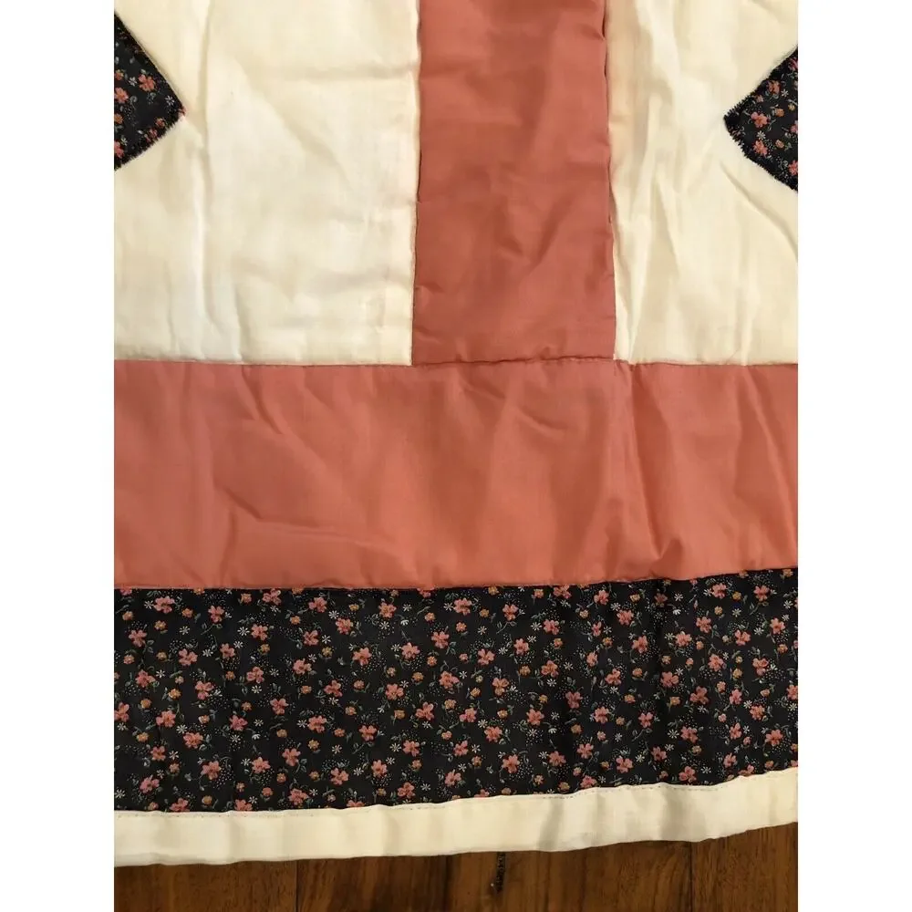 Vintage Sunbonnet Sue Appliqué Quilt Cream, Coral & Floral 90”x76”